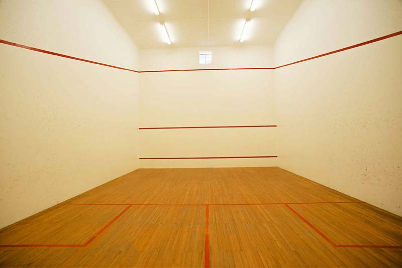 Squash court - 20 Cayman Beach, self catering Gordons Bay