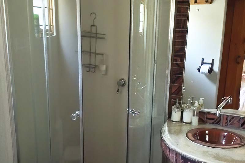 Chakaland bathroom