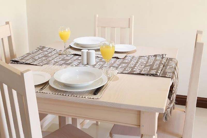 Dining table at Keursee 3