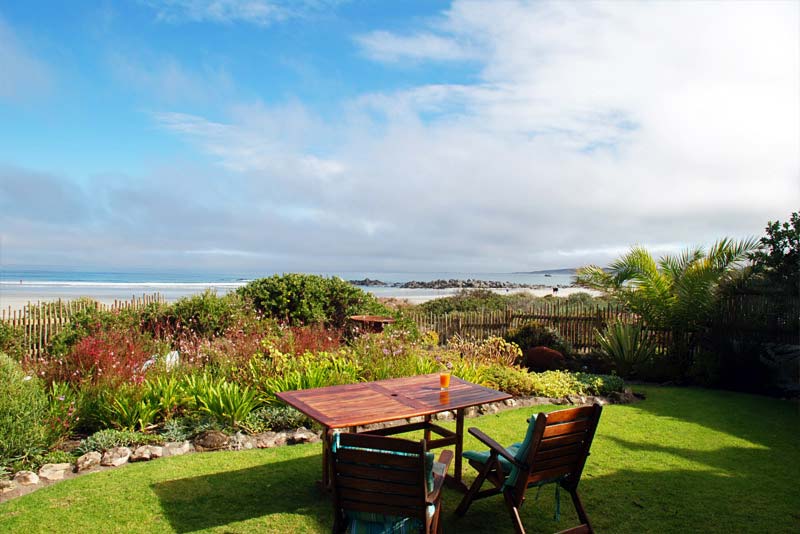 Ceol Na Mara - self catering right on the beach at Paternoster