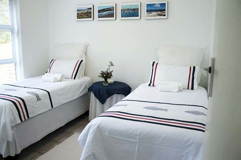 Dancing Dolphins - self catering in Vleesbaai