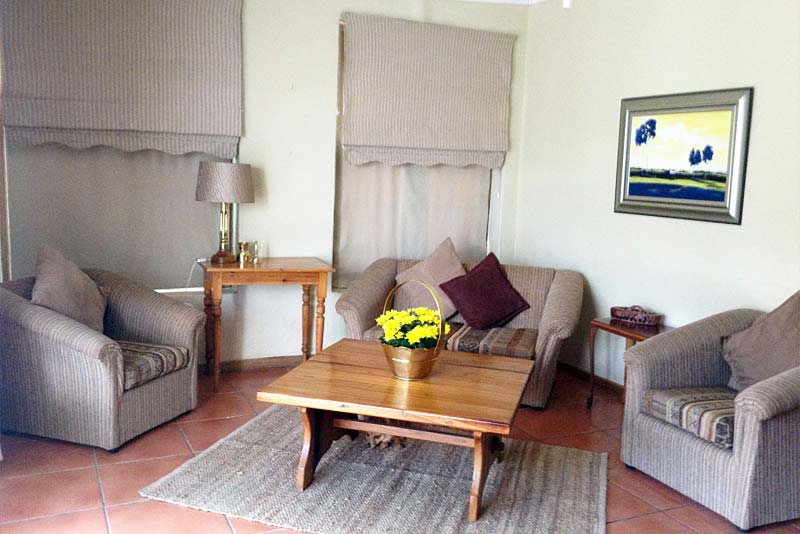 Kardoesie se TV kamer /kombuisie....