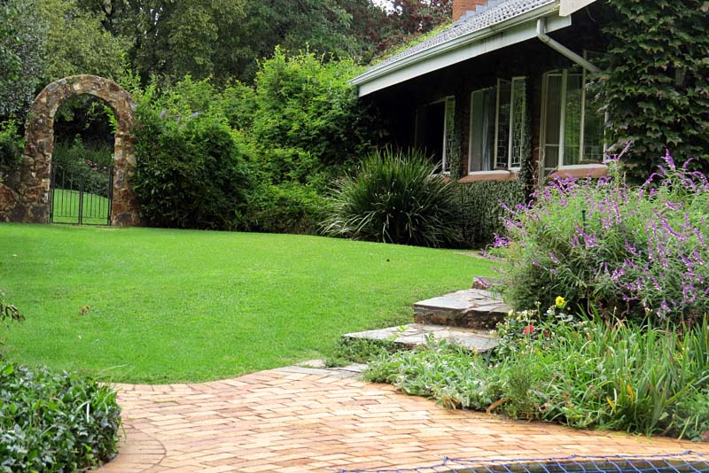 Exterior - Dunkelly self catering in Irene, Centurion