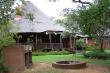 Giraffe cottage stoep and braai