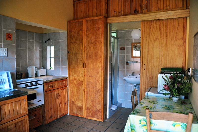 Kitchen Unit 1 - Kierie Kwaak self catering in Stellenbosch