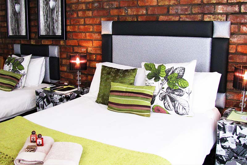 Room 4 Double & single bed