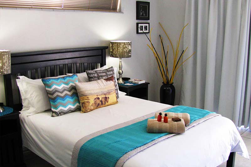 Room 8 Luxury (Bath) King Bed