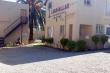 Parking for 22 Guests - Louhallas self catering Edenvale, Johannesburg