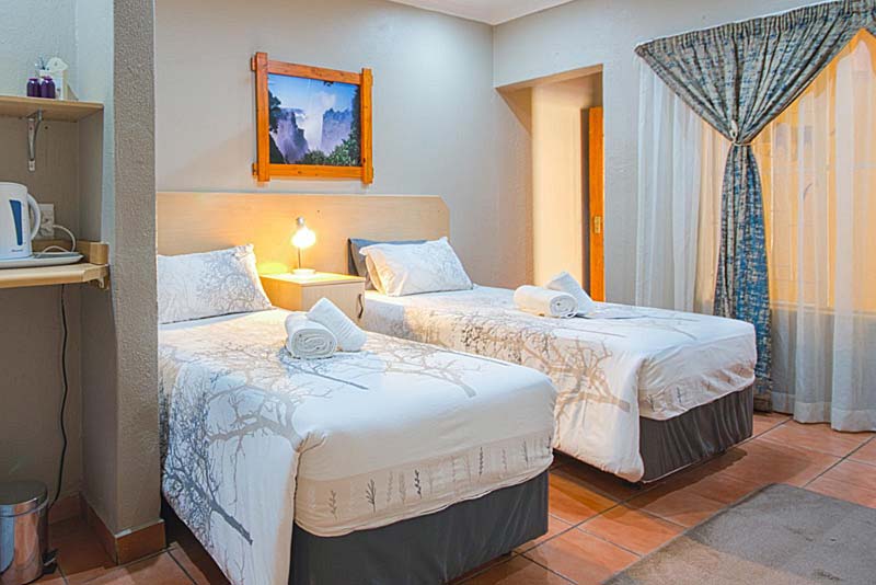 Marle' Lodge - Bed and Breakfast and semi Self Catering in Germiston