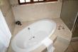 Luxury suite 5 Bathroom