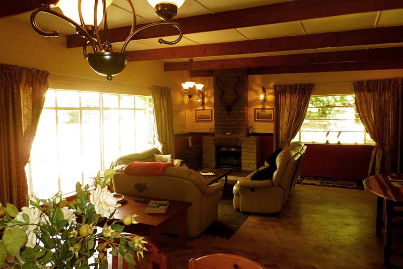 The Farm House, lounge