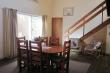 House - Double volume dining room