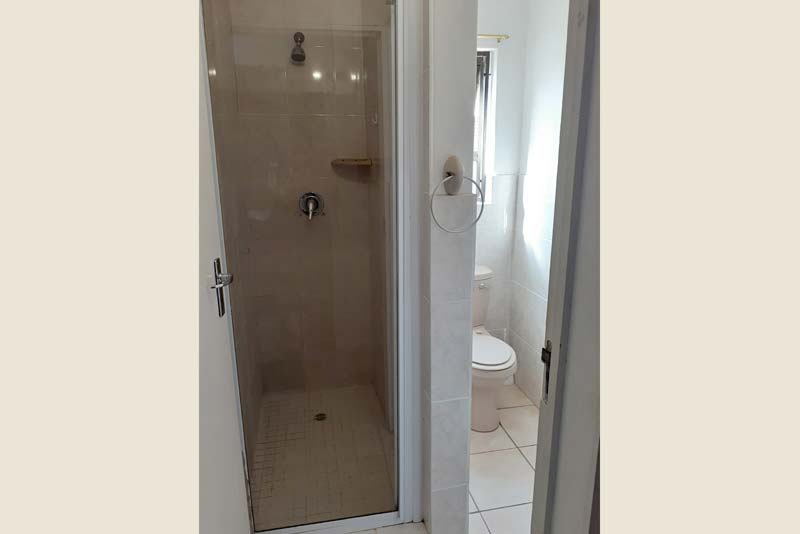 Studio - Shower in bathroom