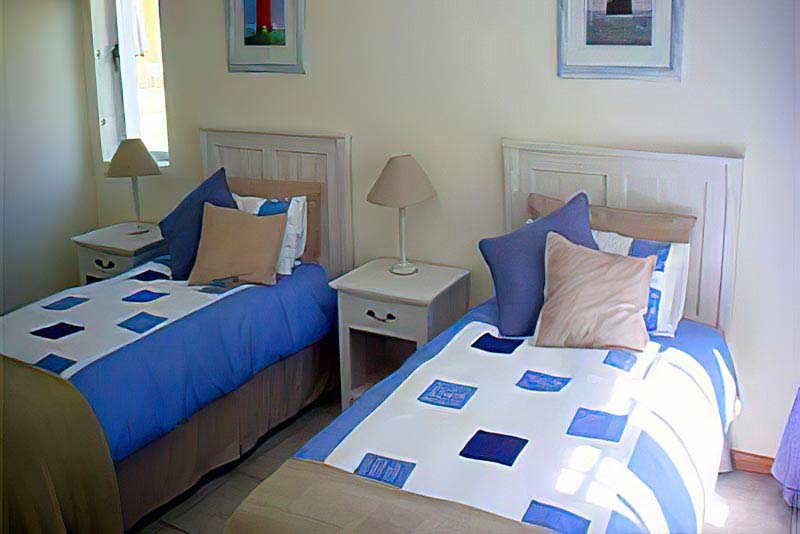 2nd bedroom, also ensuite