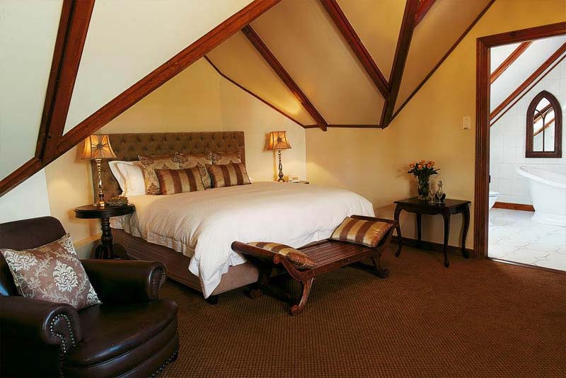 Roosenwijn Guest House - bed and breakfast in Stellenbosch