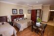 Scott's Manor - Superior Family Room