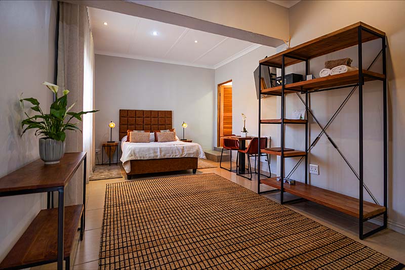 Three Shadows - Luxury Room