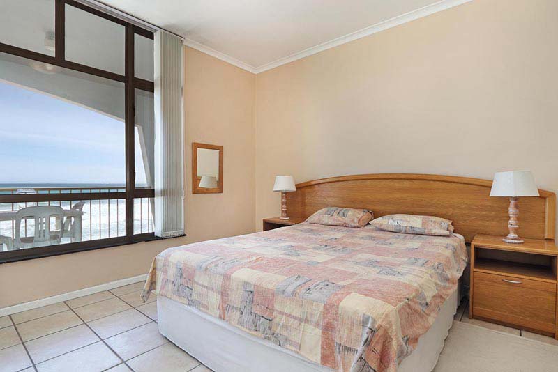 Sea Breeze - self catering in Bloubergstrand, Cape Town