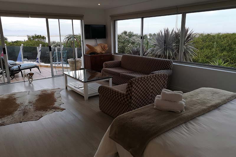 Sunshowers Plett -  self-catering Plettenberg Bay