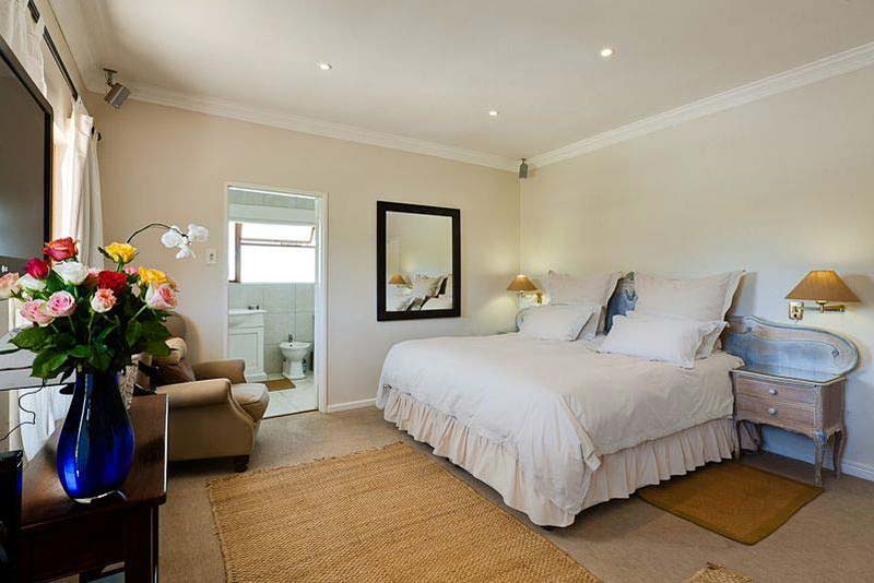 Master Bedroom en suite