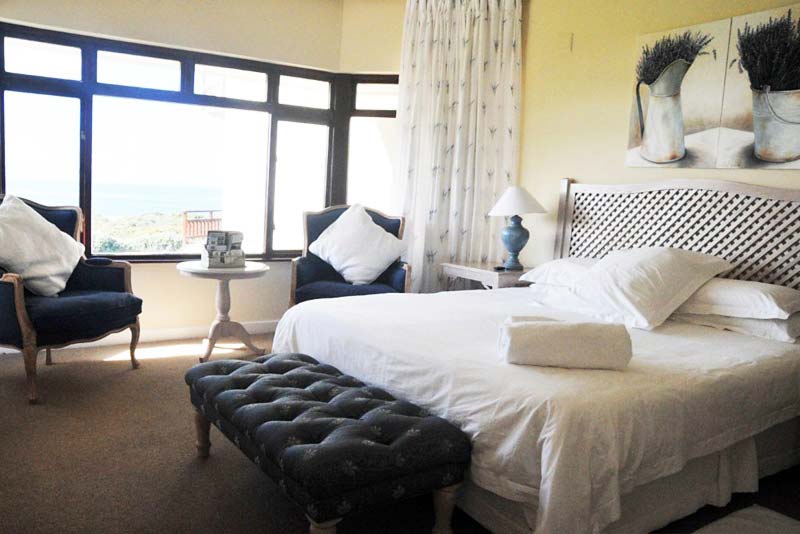 De Luxe sea facing room