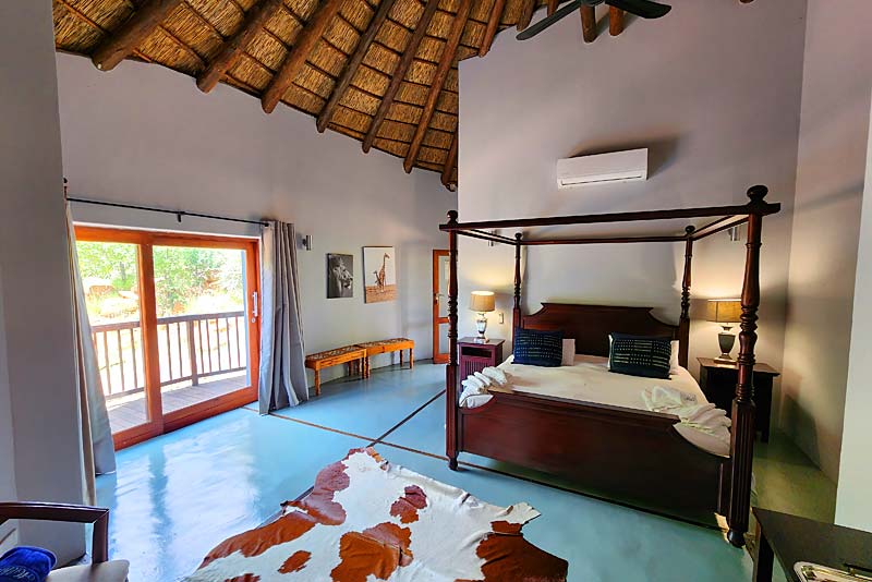 Guest bedroom