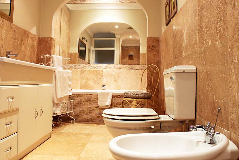 Val d'Or - Bed and Breakfast and Self Catering in Franschhoek