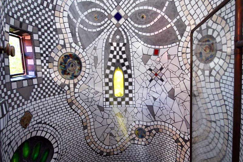 Butterfly Garden Cottage - shower