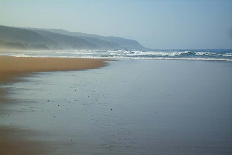 Wide, open secluded Keurbooms beach in front of the cottage