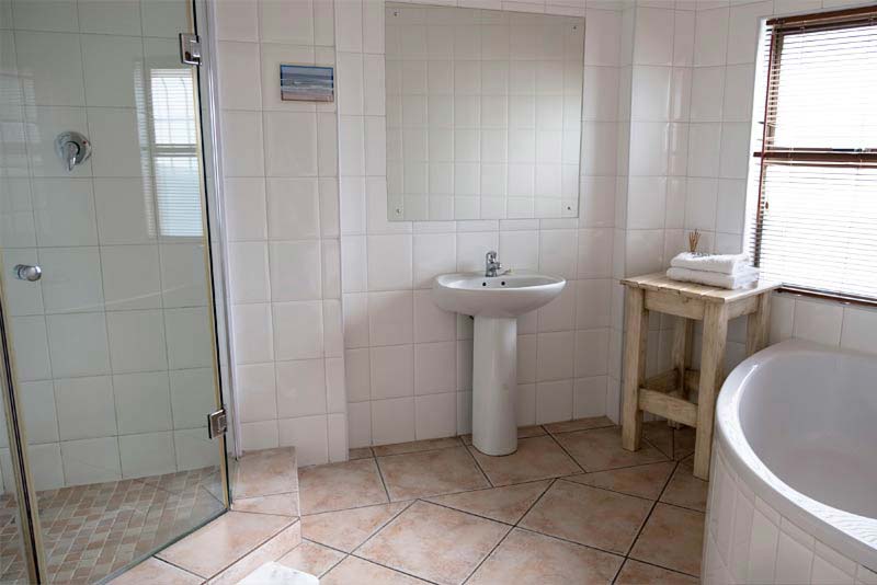 Bathroom - Room 3