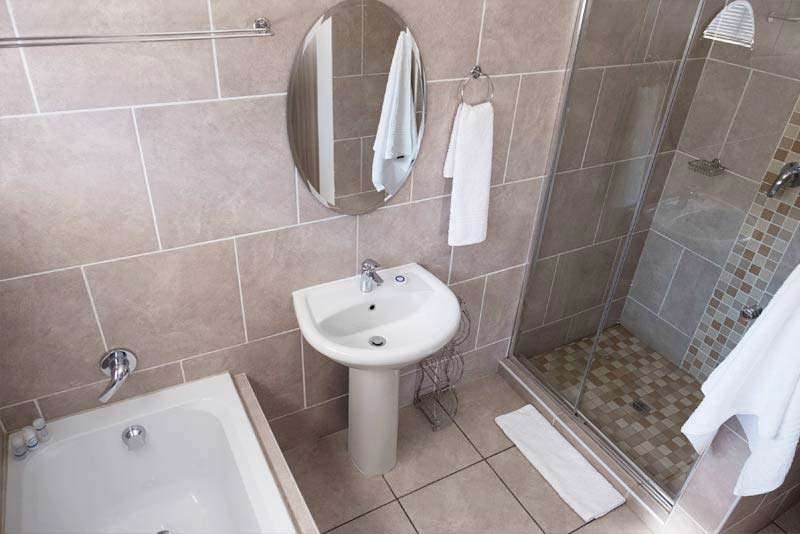 Bathroom - Room 13