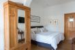 Chartfield Guesthouse - bed and breakfast accommodation in Kalk Bay, Cape Town.