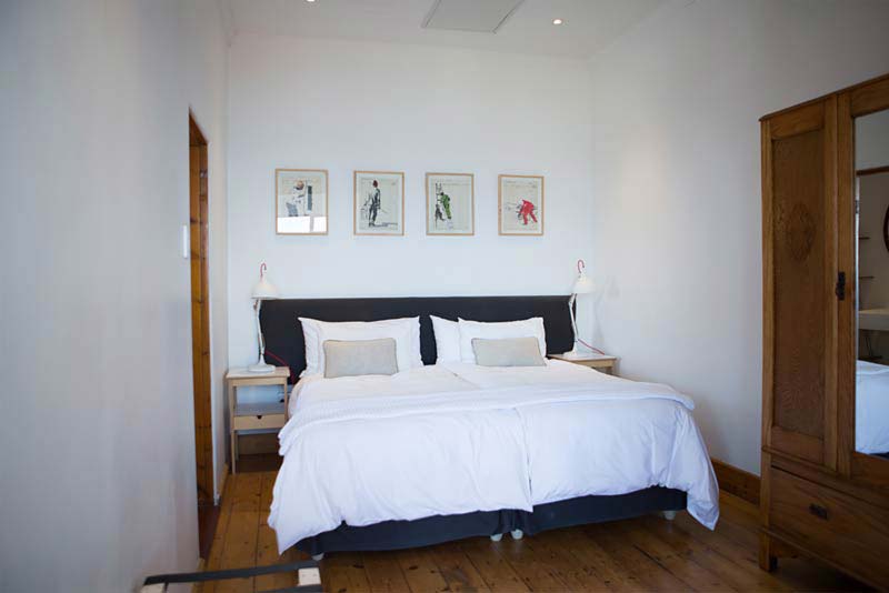 Chartfield Guesthouse - bed and breakfast accommodation in Kalk Bay, Cape Town.