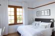 Chartfield Guesthouse - bed and breakfast accommodation in Kalk Bay, Cape Town.