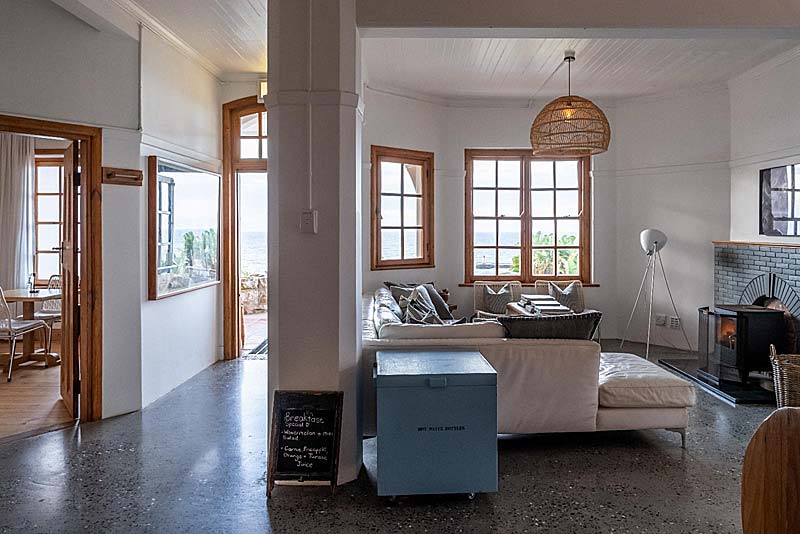 Chartfield Guesthouse & Majestic Apartments - Kalk Bay