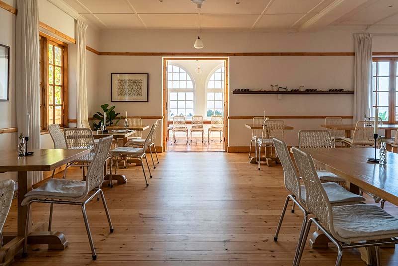 Chartfield Guesthouse & Majestic Apartments - Kalk Bay