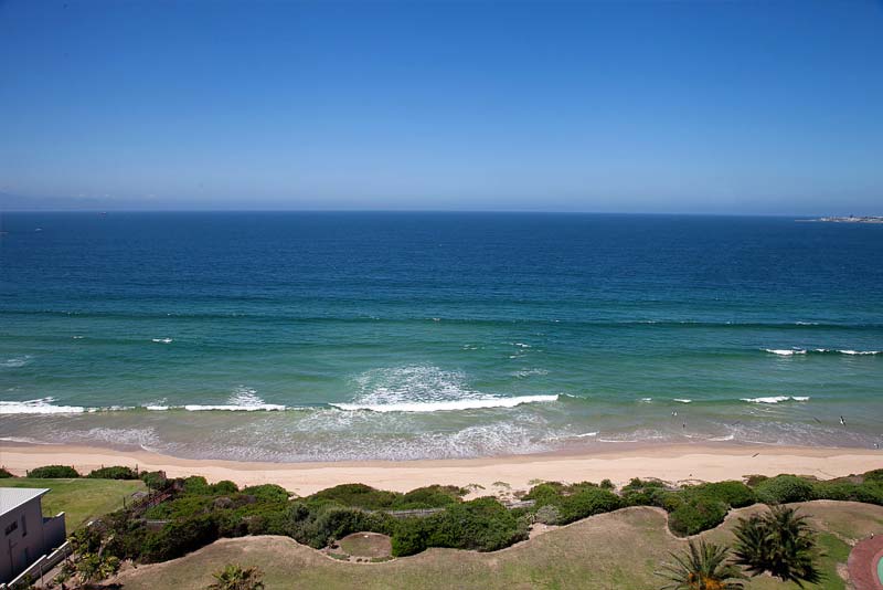 Diaz View - Beachfront self-catering apartment in Diaz Beach