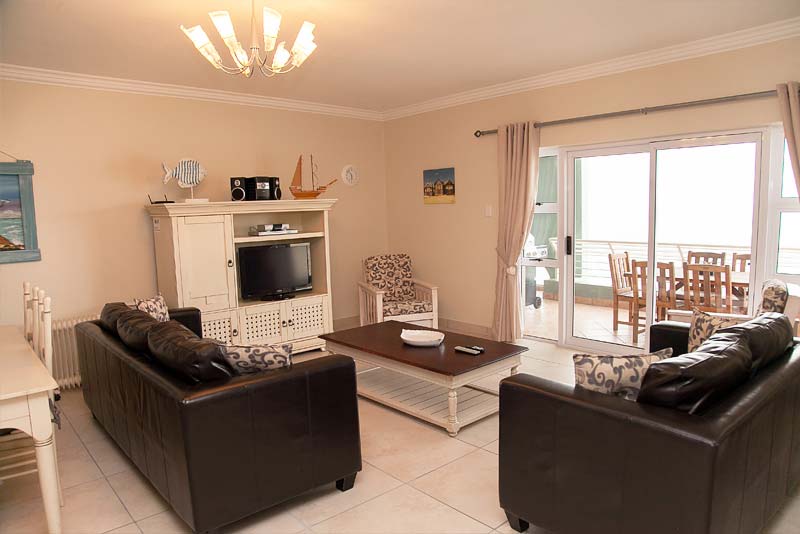 Diaz View - Beachfront self-catering apartment in Diaz Beach