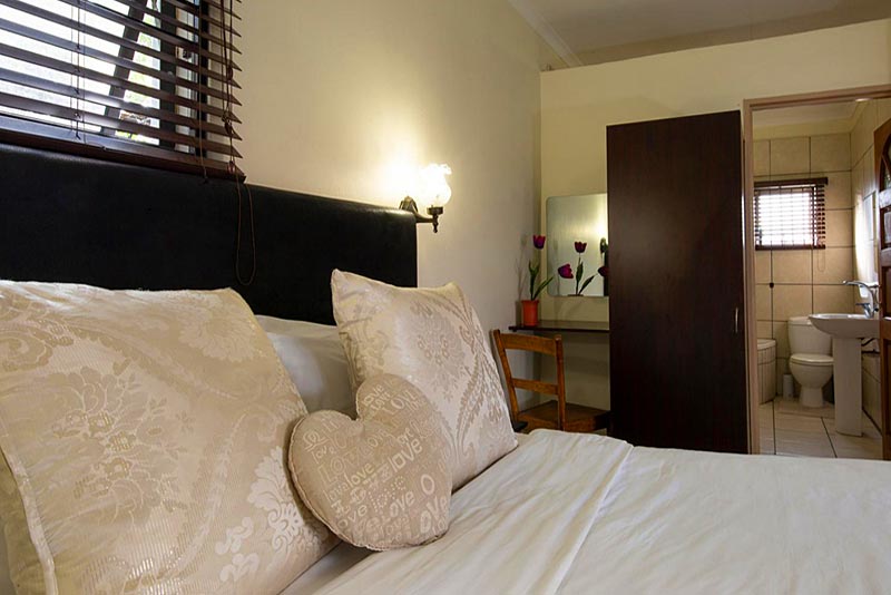 Honeymoon Room 2
