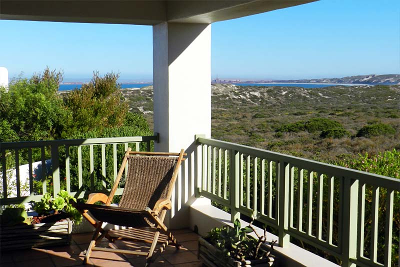 Perle Covered stoep with braai