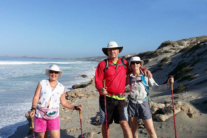 Hiking and foraging mussels and fossils