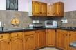 Woodpecker's Inn Bed & Breakfast Guesthouse - Kempton Park