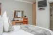 Woodpecker's Inn, Kempton Park - Deluxe Double Room