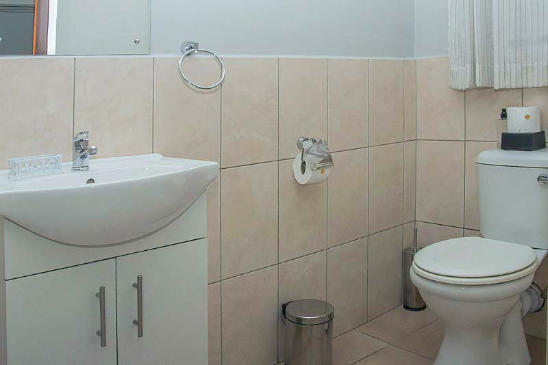 Woodpecker's Inn, Kempton Park - Standard Double Room