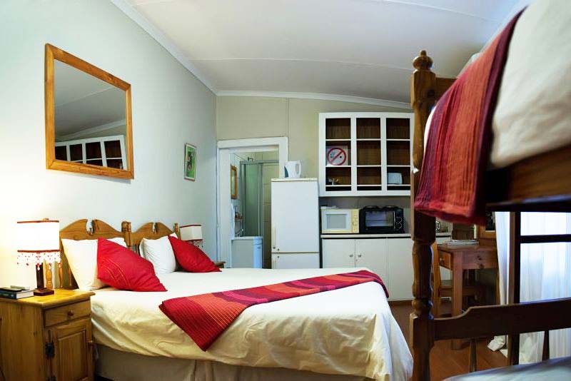 Lily Guesthouse - bed and breakfast and self catering in Bloemfontein