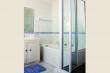 Bathroom main bedroom