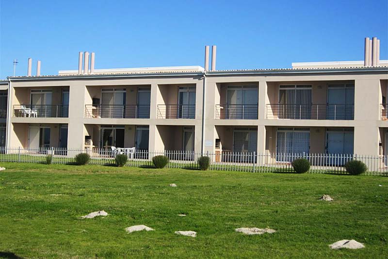 The Boardwalk 6 self catering Struisbaai