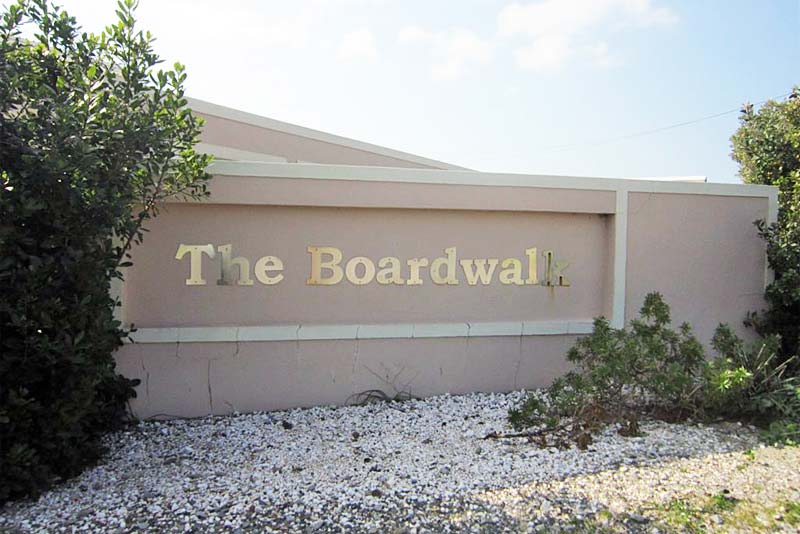 Entrance - The Boardwalk 6 self catering Struisbaai