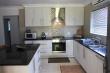 Fully equipped Kitchen in Plataan House