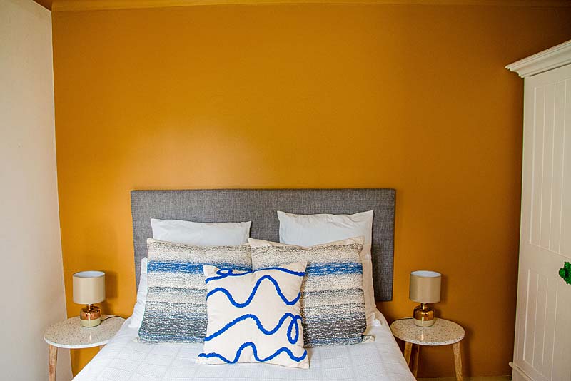 The Detach apartment Bed